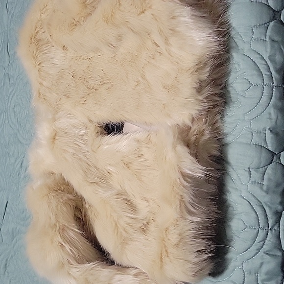 Coat - Picture 1 of 3